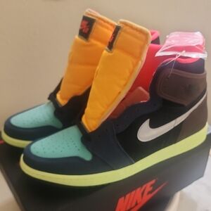 Nike Multicolor High-Top Athletic Shoes
